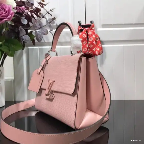 GRENELLE PM VUITTON LOUIS 0509